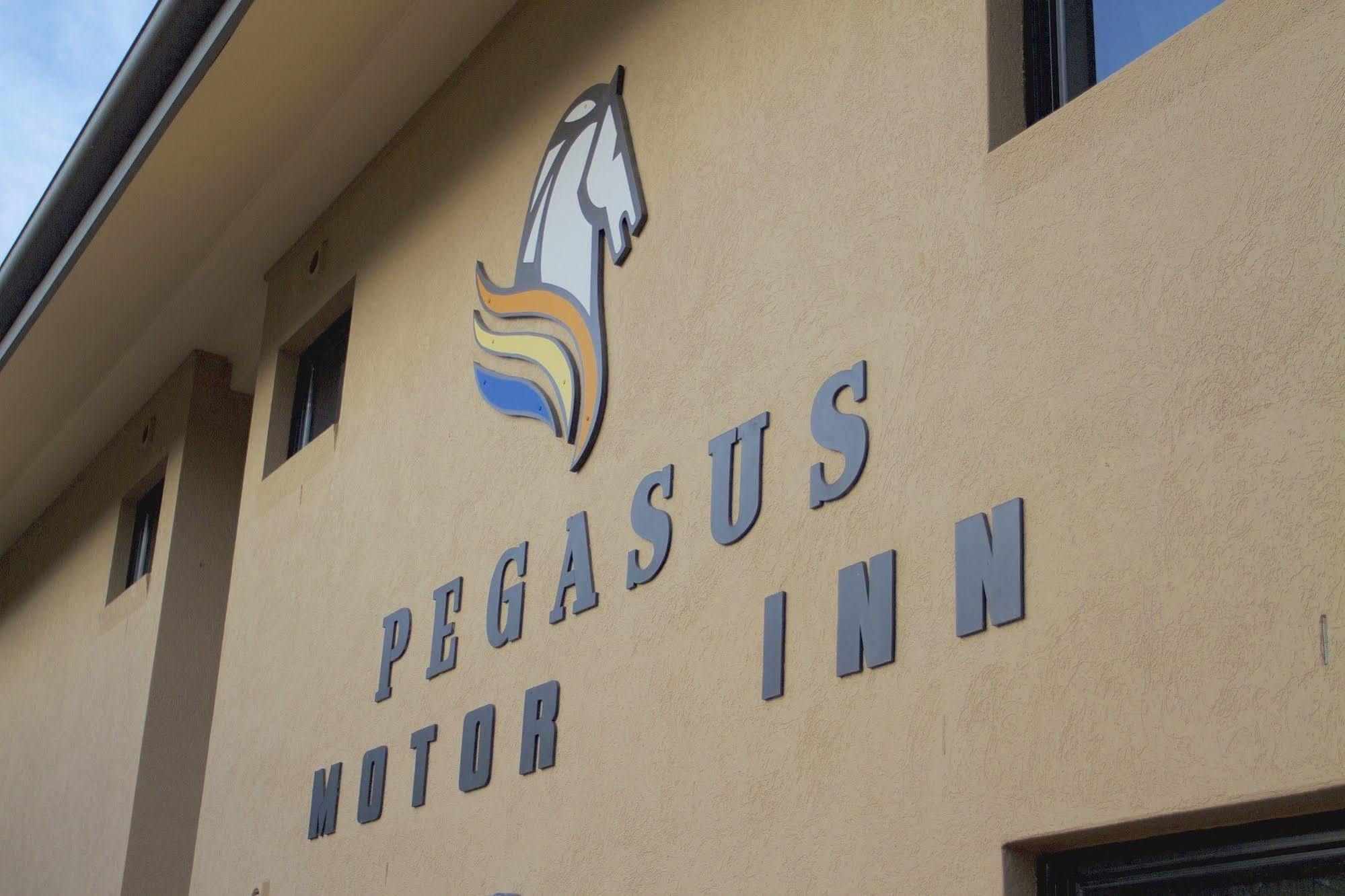 Pegasus Motor Inn And Serviced Apartments Hamilton Exterior foto